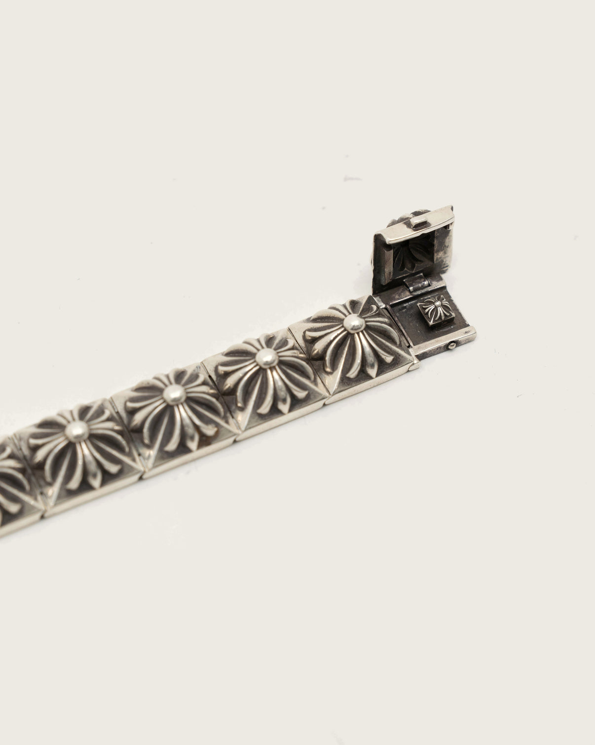 Chrome Hearts Cross Ball Bracelet SV925